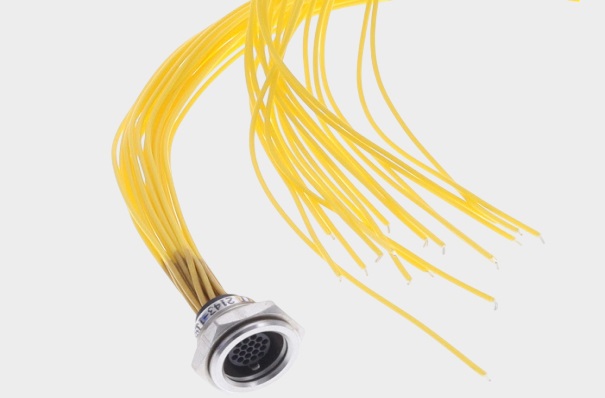 MIKQ7-19PH001.jpg